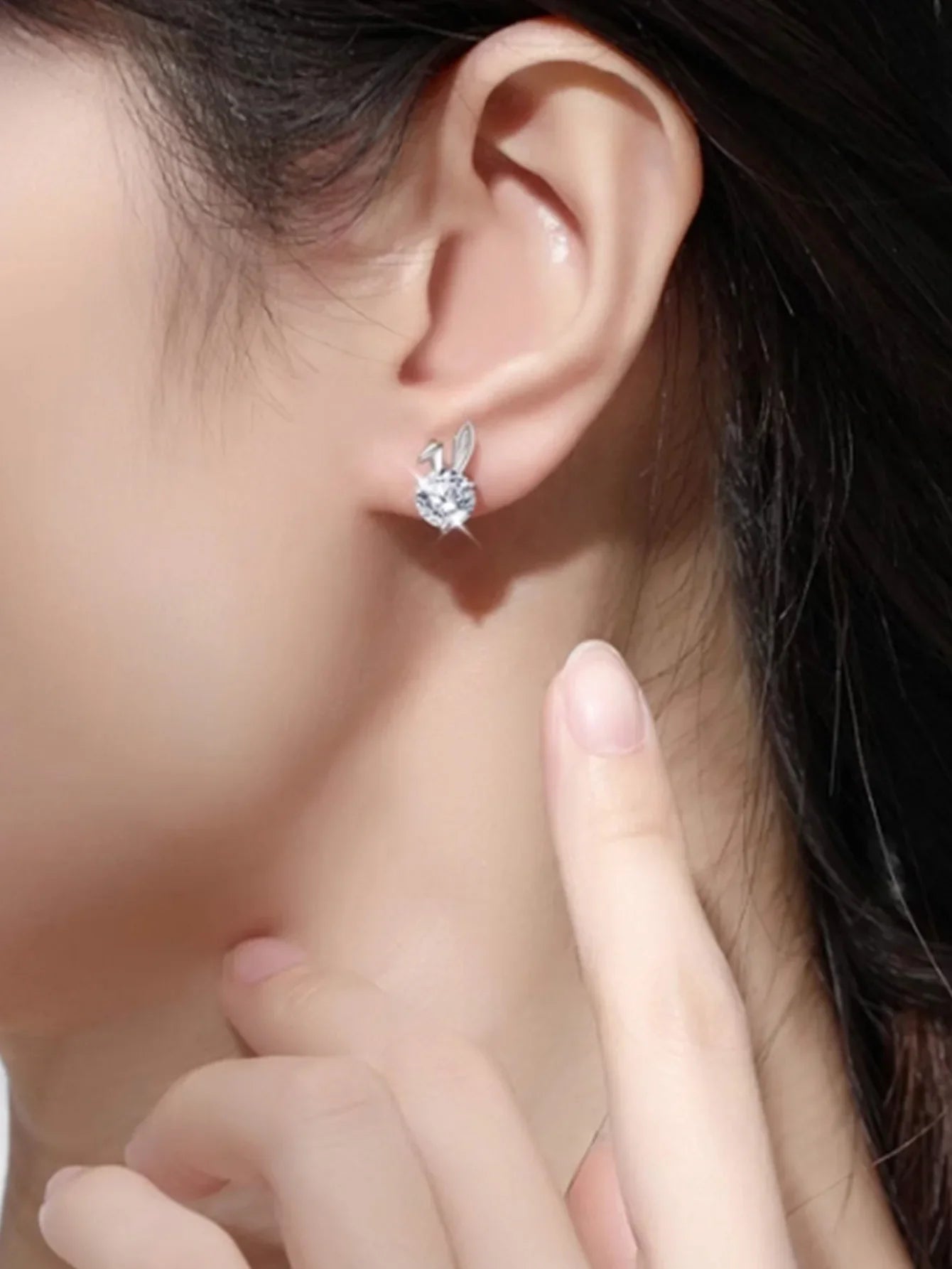 1ct Rabbit Style 5mm Round Moissanite Stud Earrings 925 Sterling Silver with Certification for Women