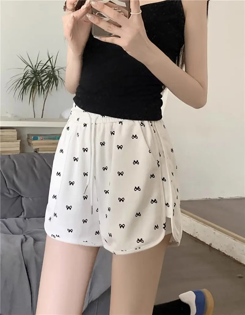 Shorts for Women Black Print Kawaii Short Pants Woman Elastic Waist Wide Cute Elasticty Harajuku Fashion Flowy Wholesale Elegant