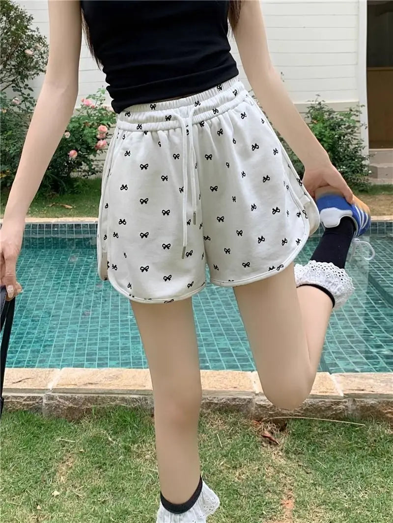 Shorts for Women Black Print Kawaii Short Pants Woman Elastic Waist Wide Cute Elasticty Harajuku Fashion Flowy Wholesale Elegant