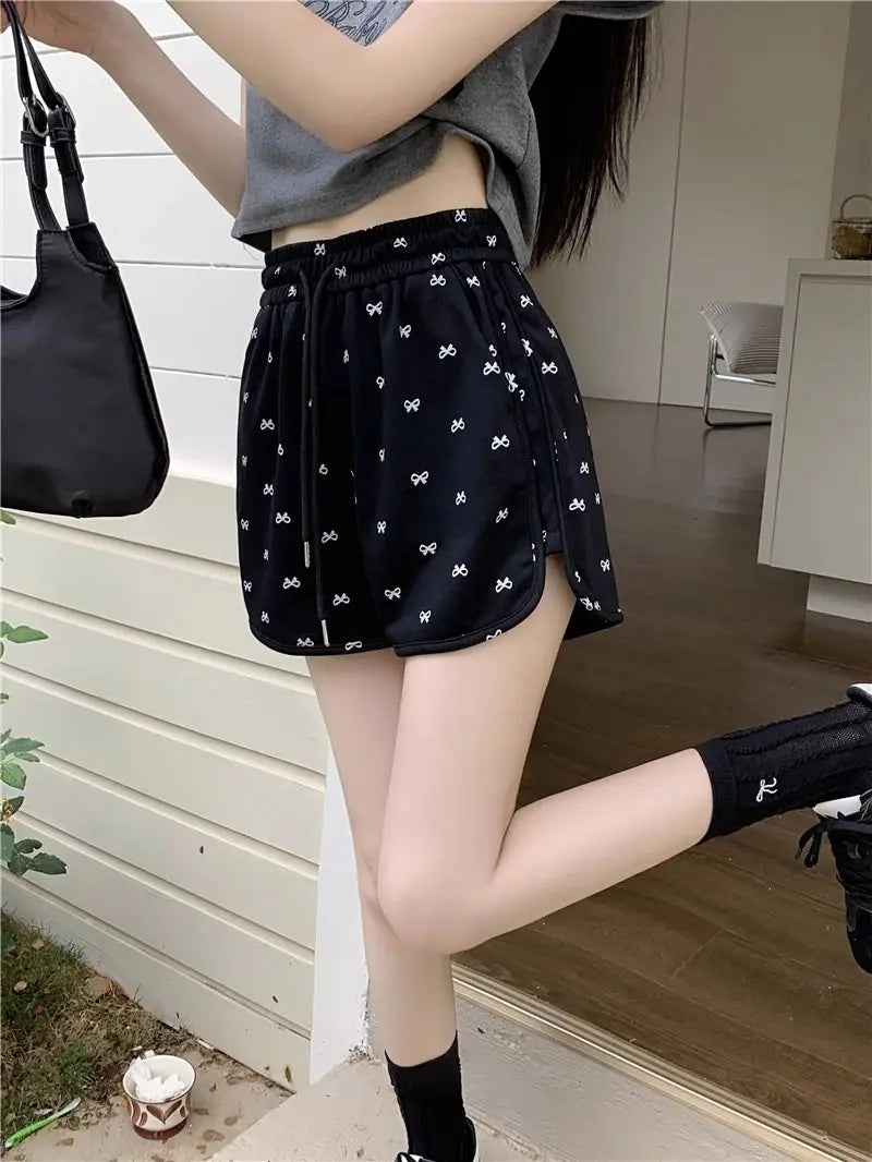 Shorts for Women Black Print Kawaii Short Pants Woman Elastic Waist Wide Cute Elasticty Harajuku Fashion Flowy Wholesale Elegant